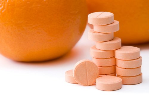 Pílulas de vitamina C para combater as verrugas