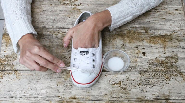 Bicarbonato de sódio para os sapatos