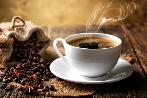 Café preto é um alimento para diminuir o apetite