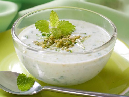 Sopa de hortelã e pepino