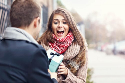 Surpresa para manter a atração