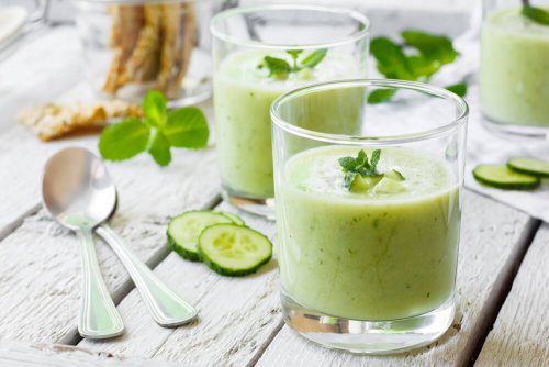 Suco verde de pepino