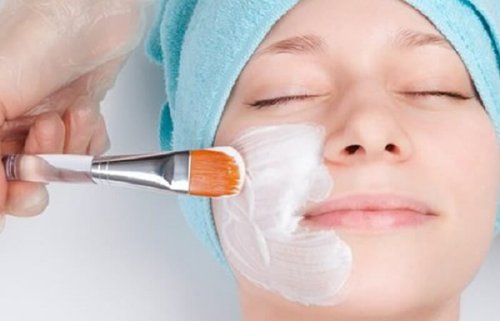 Máscara de bicarbonato de sódio para combater as espinhas