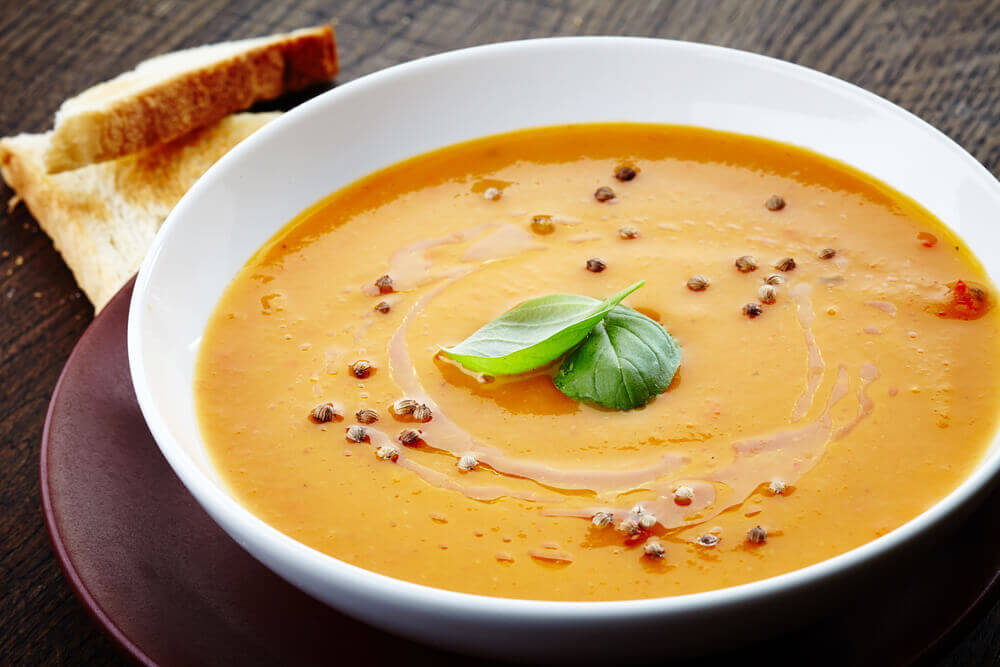 Creme de vegetais e ervilhas