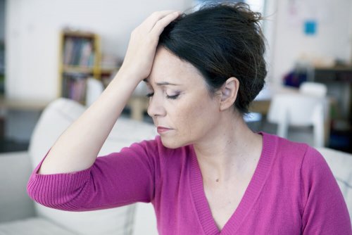 Dor de cabeça é um sintoma do câncer de ovário