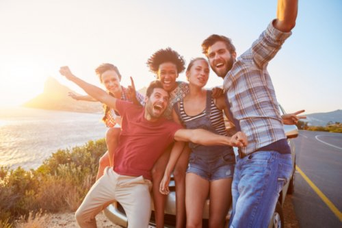 Pessoas felizes sem pensamento negativo