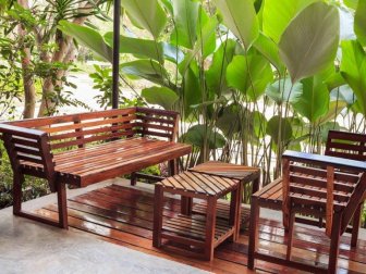 Manutenção de móveis de madeira em casa