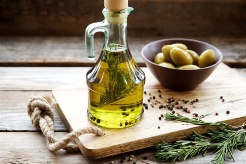 Azeite de oliva e tomilho