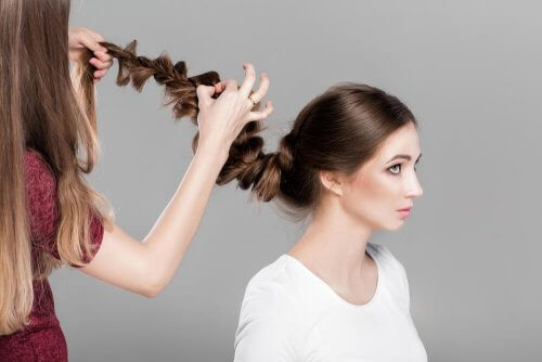 Duas tranças unidas