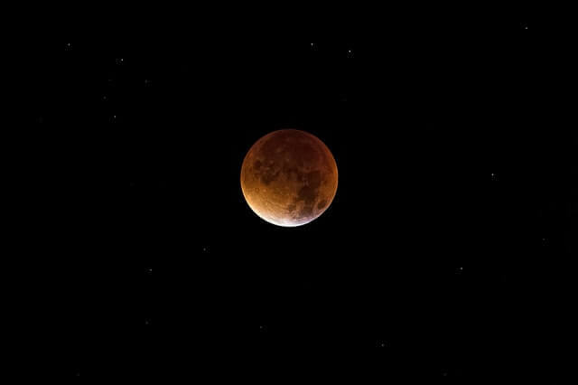 Como a lua afeta os seres humanos