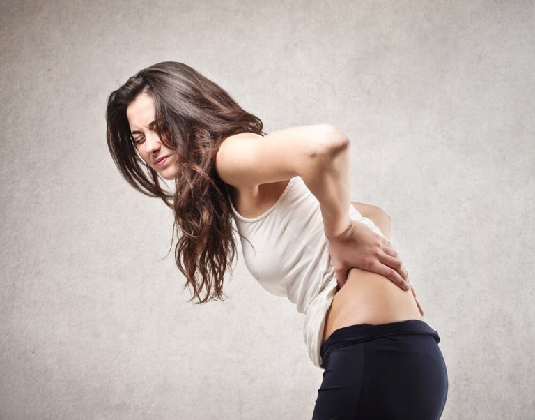 5 problemas de saúde que causam dor nas costas