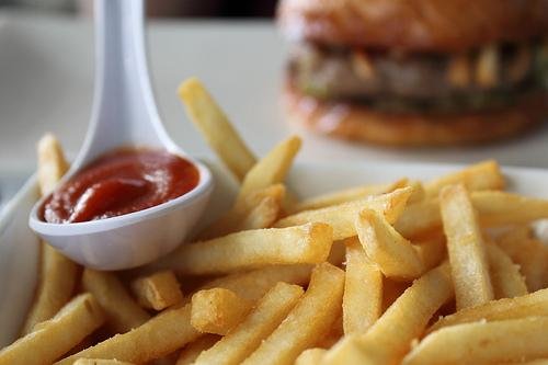 Como fazer batatas fritas crocantes