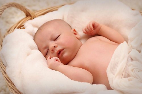 A constipação em bebês altera o sono