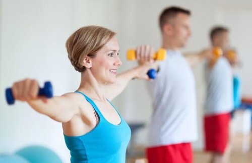 Exercícios com halteres