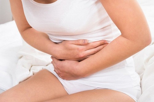 A inflamação abdominal é um dos sintomas da úlcera péptica