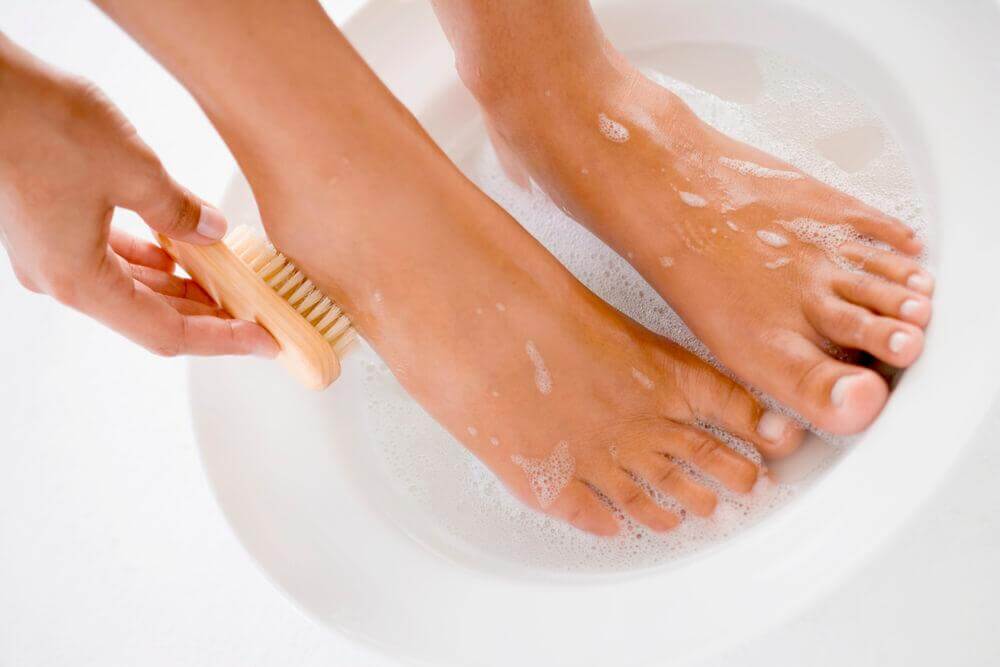Higienizar os pés