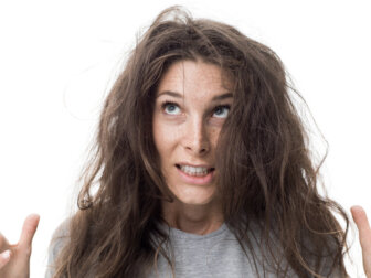 7 tratamentos caseiros para combater o cabelo armado