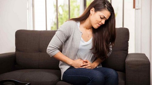 A indigestão é um dos sintomas da úlcera péptica