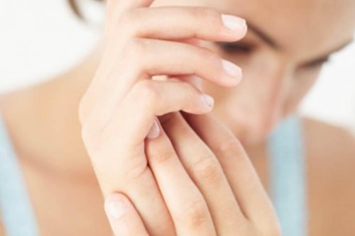 Exercício suave para as mãos