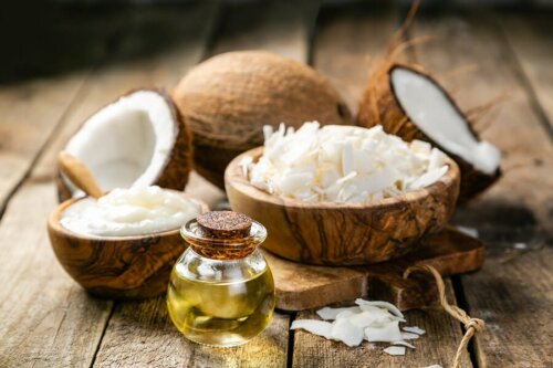 Tratamentos com óleo de coco: óleo de coco