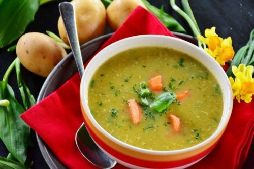 Sopa para dietas coreanas