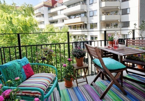 Minijardins urbanos com mobília