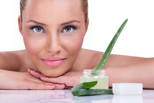 5 benefícios do gel de aloe vera para cuidar da sua pele