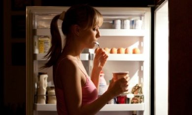7 alimentos que não se deve comer durante a noite