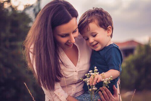 Super mãe com filho