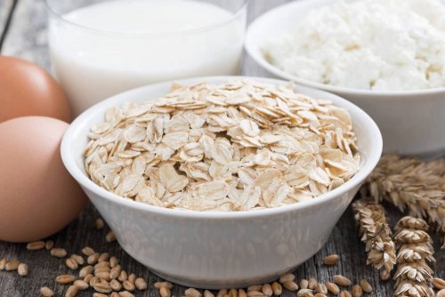 Aveia e ovo é um remédio natural para hidratar a sua pele