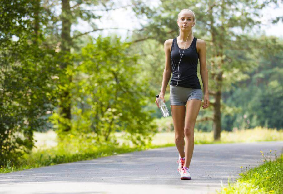 Descubra os ótimos benefícios que uma caminhada diária traz à sua vida Descubra os ótimos benefícios que uma caminhada diária traz à sua vida