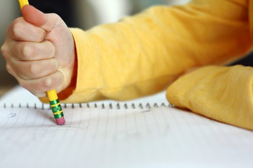 Atenção: essas características indicam que seu filho tem problemas de aprendizagem