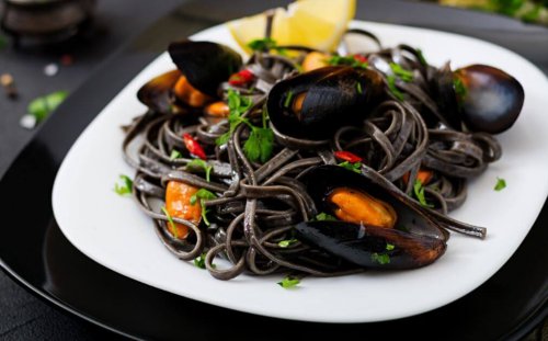 Pode preparar macarrão com peixe