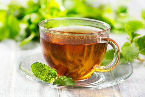 Infusão para desintoxicar o corpo