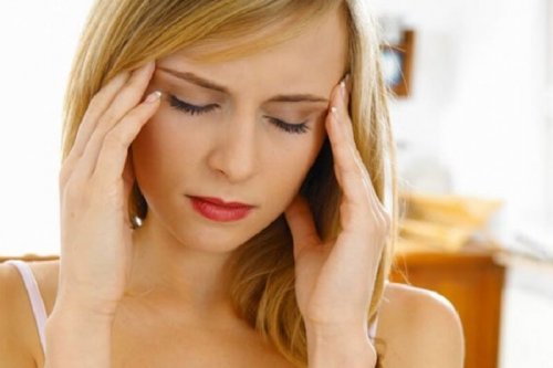 Dor de cabeça pode indicar que o corpo não está nada bem