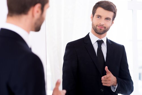 Homem com confiança em si mesmo