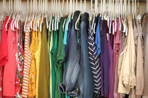 Cores no guarda-roupa