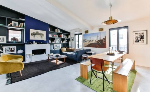 Sala de estar bem decorada