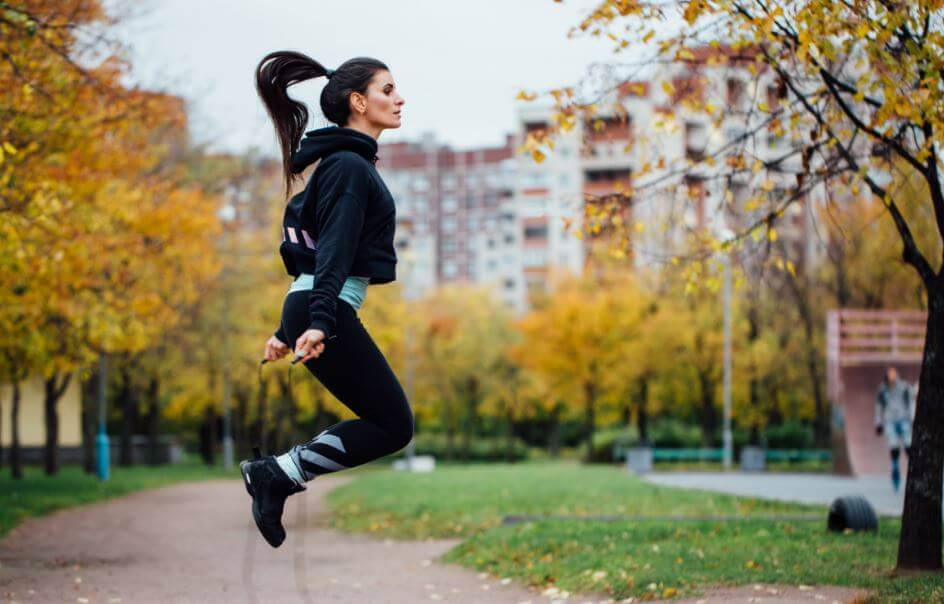 6 benefícios de pular corda, um exercício muito completo 6 benefícios de pular corda, um exercício muito completo