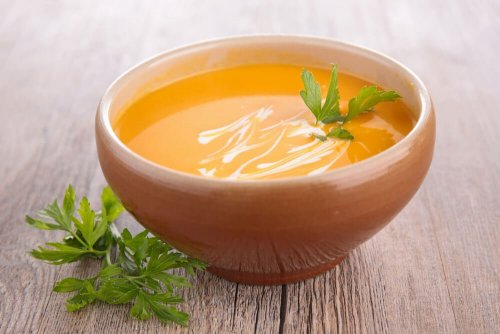 2 formas de preparar creme de cenoura