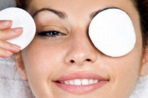 Elimine as olheiras de maneira natural e efetiva