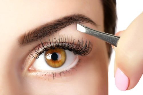 5 truques para engrossar as sobrancelhas naturalmente