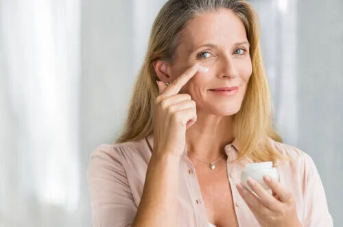 8 conselhos para cuidar da pele na menopausa