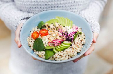 3 deliciosas saladas com quinoa