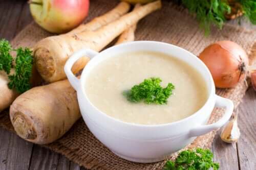 Descubra a dieta da sopa para queimar gordura