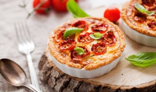 Torta de tomate cereja com queijo