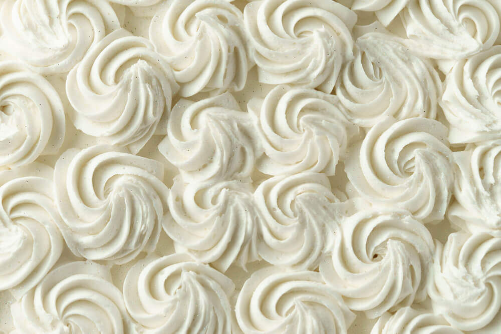 Aprenda a preparar um creme decorativo para bolos Aprenda a preparar um creme decorativo para bolos