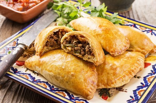 Empanadas recheadas de carne