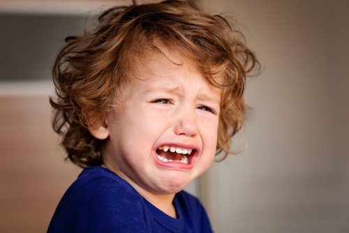 6 feridas emocionais que trazemos da infância