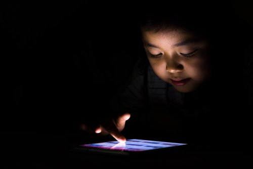 Meu filho é viciado em tablet